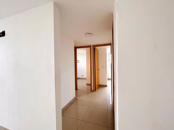 VENDO APARTAMENTO EN VIA CINCUENTENARIO, 3 RECAMARAS, 76M2.