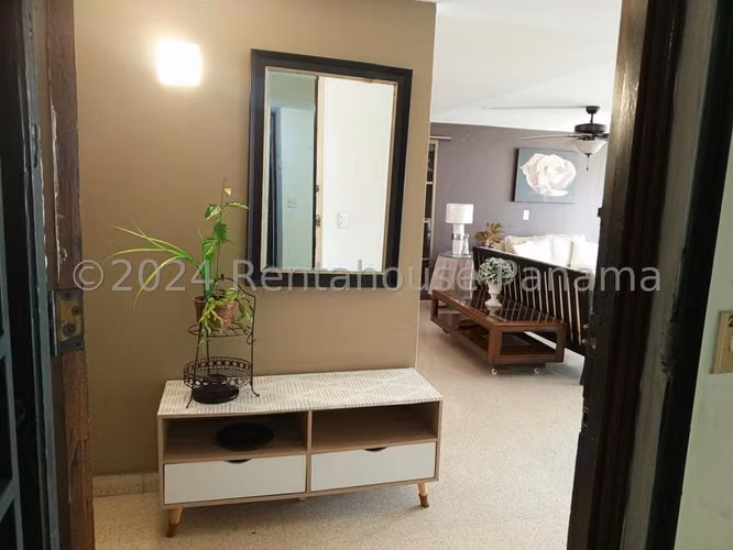 Alquiler de apartamento amoblado en Obarrio