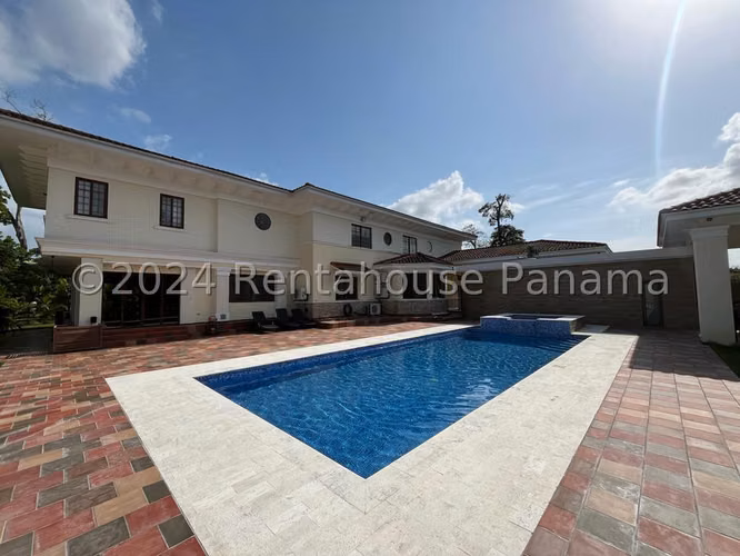Espectacular Casa en Venta en Clayton 27PPM916