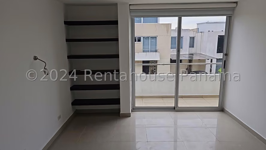 Venta de casa en Costa Sur AK