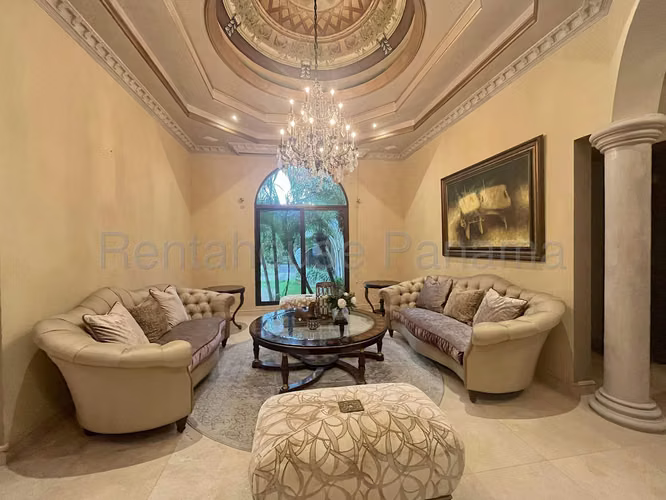 Glamorosa e Impecable Casa en Venta en Costa del Este 27PPM907