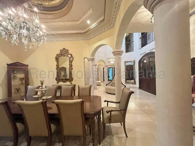 Glamorosa e Impecable Casa en Venta en Costa del Este 27PPM907