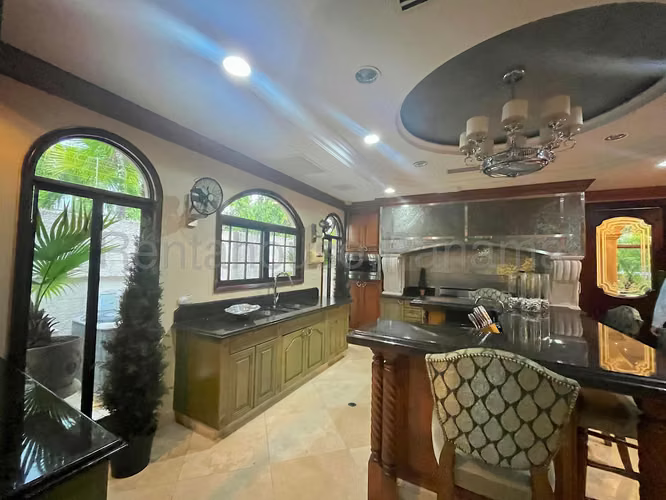 Glamorosa e Impecable Casa en Venta en Costa del Este 27PPM907