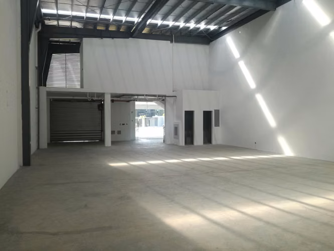 Venta de Galera en Parque Lefevre Panama Viejo BC O30 NS