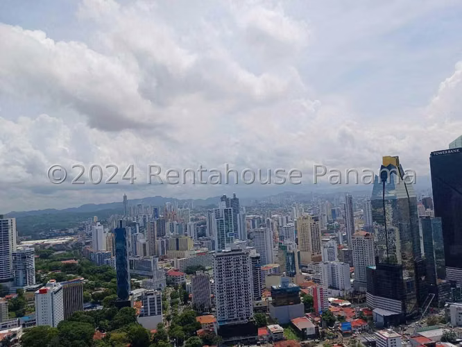 Se Alquila Apartamento en Avenida Balboa DPA26-9018
