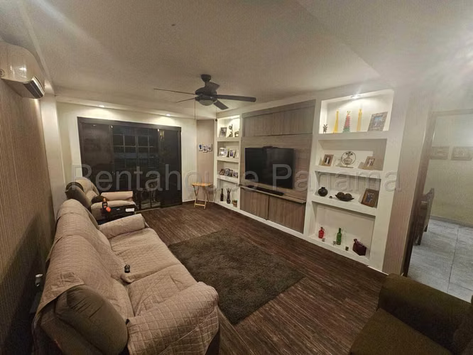 Alquiler de Casa en Villa Zaita DPV