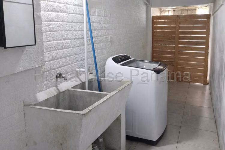 Se Vende Apartamento en Villa Zaita DPA27-862