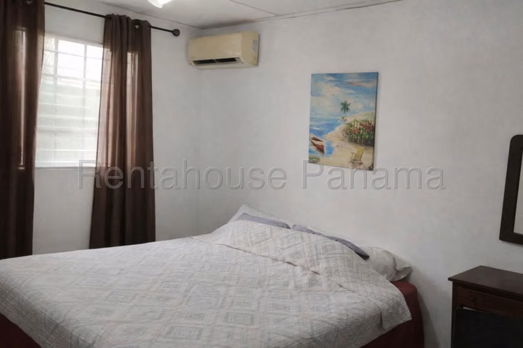 Se Vende Apartamento en Villa Zaita DPA27-862
