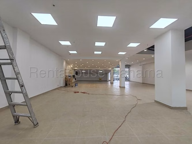 Alquiler de local comercial en Plaza 507 27MVCH200