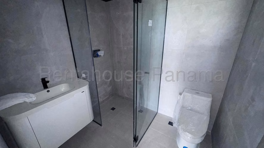 Venta de apartamento en Ph Country Club 27MVCH946