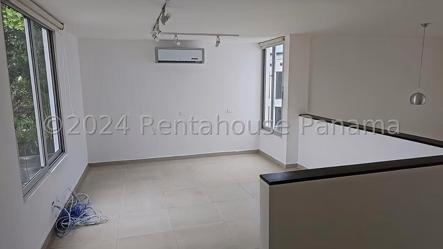 Venta de casa en Villa Sur 26MVCH6003