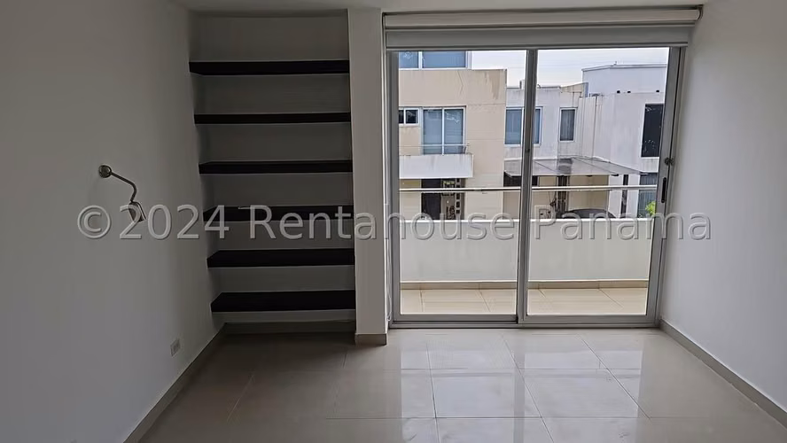 Venta de casa en Villa Sur 26MVCH6003
