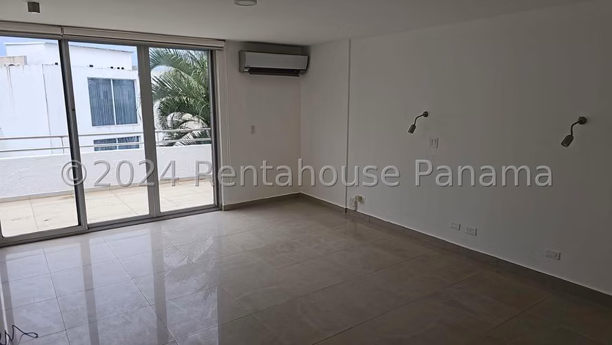 Venta de casa en Villa Sur 26MVCH6003