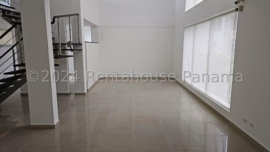 Venta de casa en Villa Sur 26MVCH6003
