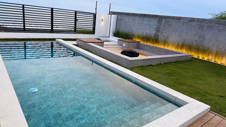 CASA DE PLAYA CON ACCESO DIRECTO AL MAR - AREA DE FOGATA