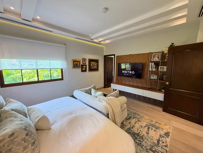 Lujosa Casa en Venta en Senderos Camino de Cruces