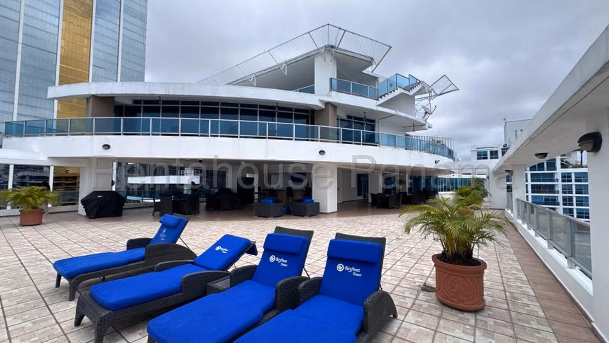 Apartamento en Alquiler en Avenida Balboa. PH BAYFRONT. 27LDC683