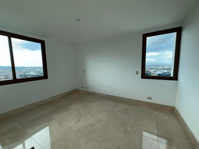 Apartamento en alquiler en Santa María P.H. The Colonial