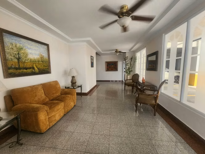 Penthouse en Alquiler – PH Hill Tower, Hato Pintado - LH