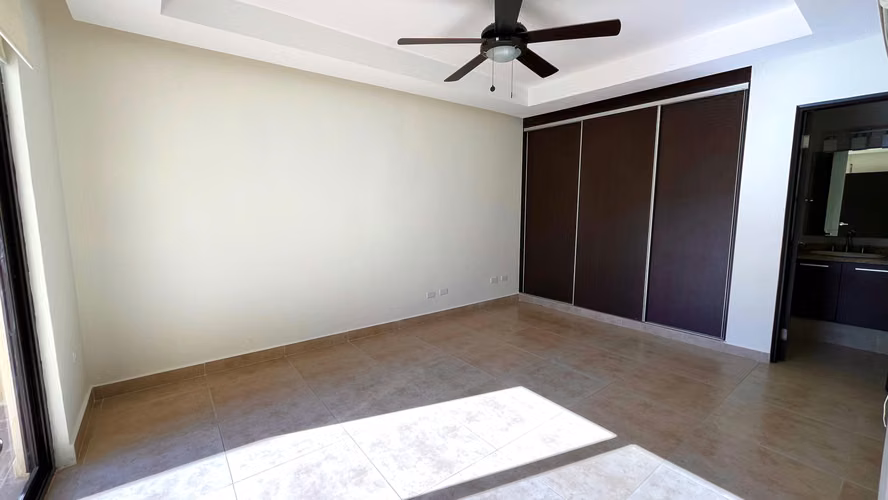 Embassy Club, Venta Casa Modelo TownHome, Clayton, Panamá JC
