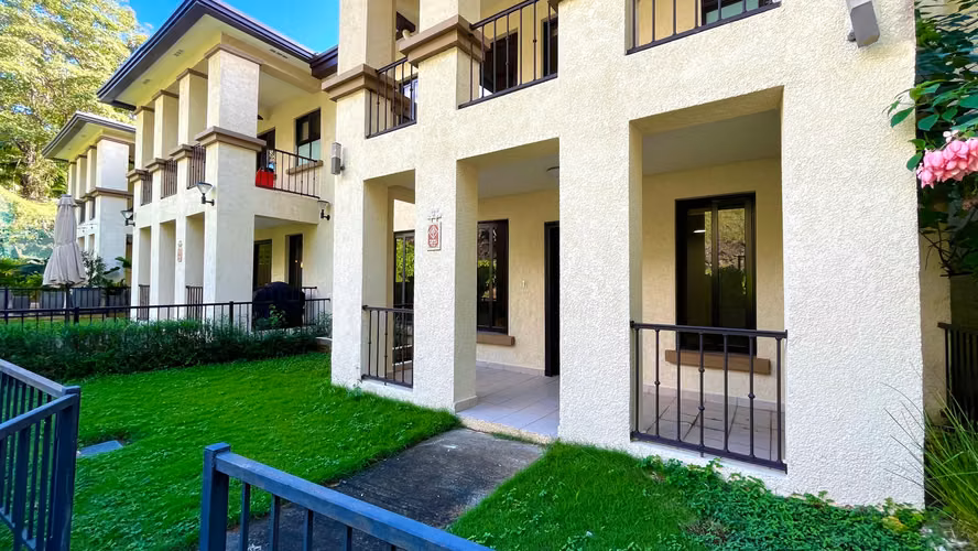 Embassy Club, Venta Casa Modelo TownHome, Clayton, Panamá JC