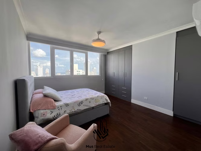 Venta de Apartamento Remodelado en PH Harmony San Francisco - SG
