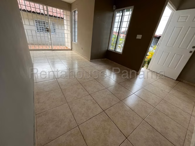 VENTA DE CASA EN CHORRERA DDB26-9141