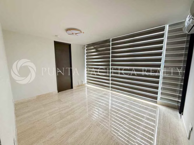 Oportunidad de Venta The Regent | 2 Recámaras Costa del Este