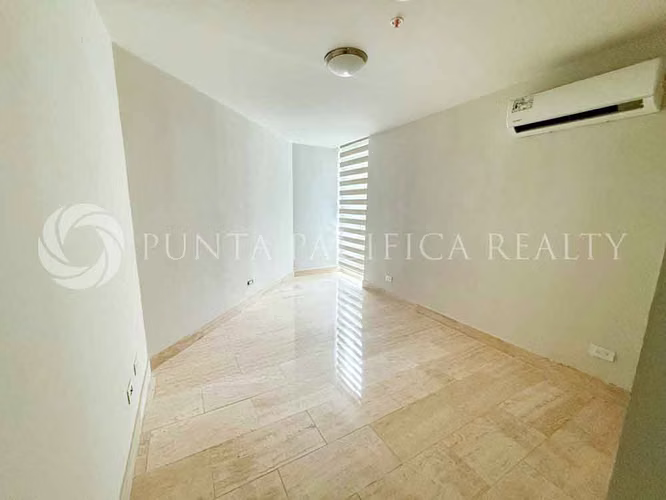 Oportunidad de Venta The Regent | 2 Recámaras Costa del Este