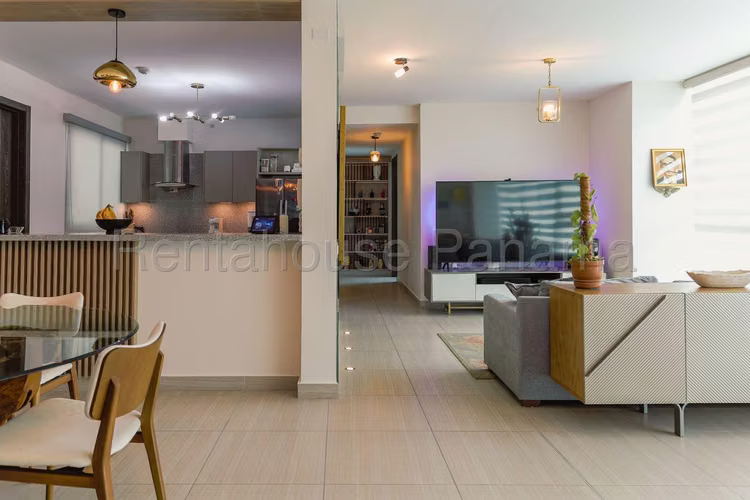 Venta de apartamento en Costa del Este AK