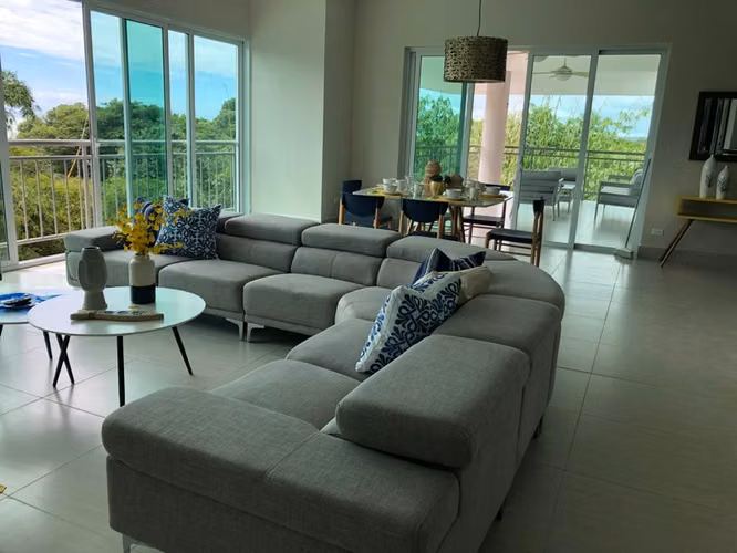 Se vende apartamento en Barcovento – San Carlos