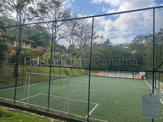 CASA EN VENTA CLAYTON  REMODELADA SIN HIPOTECA SOLO CLIENTE DIRECTO