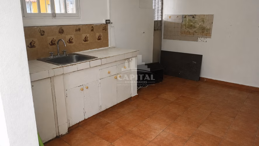 SE VENDE CASA EN ALTOS DE LA PULIDA