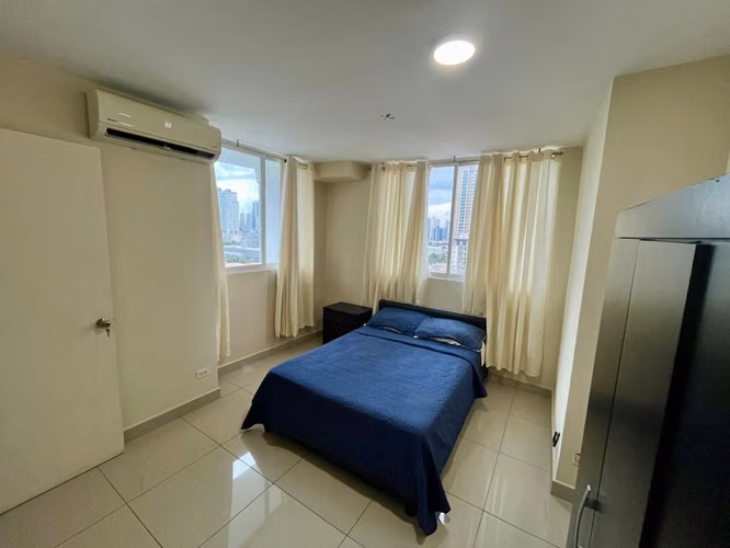 Atención Ejecutivos. Se Alquila Apartamento Amoblado en San Francisco.
