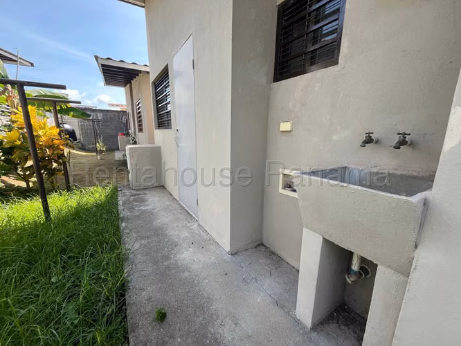 VENTA DE CASA EN ARRAIJAN DDB26-9138