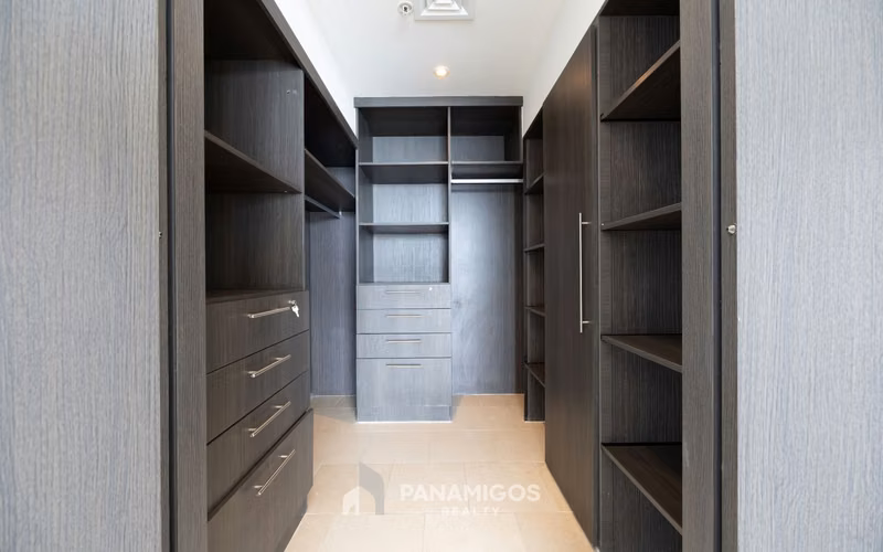 Venta Penthouse en el Iconico The Ocean Club Punta Pacifica