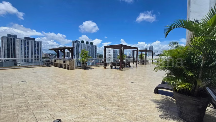 Venta de Apartamento en Carrasquilla J933GRR