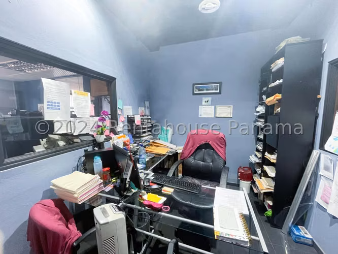 VENTA DE LOCAL EN BELLAVISTA  - CASA COMERCIAL - Imagen 8