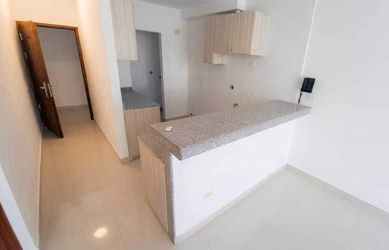 . Apartamento en El Dorado I vacío I 2 Rec I nuevo a estrenar