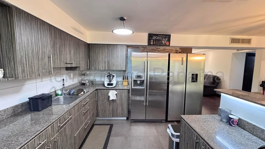 VENTA DE APARTAMENTO EN CLAYTON  - PH EDIFICIO 666