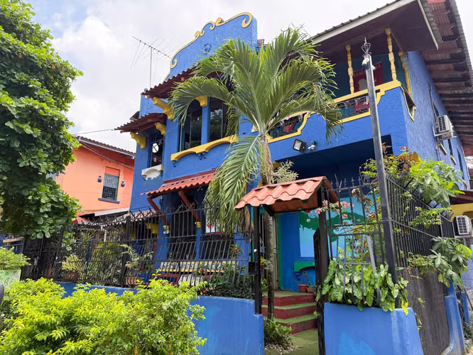 Mamallena Hostel for Sale in Bella Vista, Panama