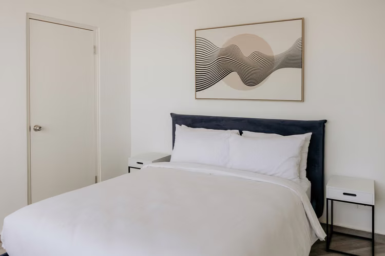 Apartamento Calle 50 Nuevo | Balcón | Cerca de Multiplaza | Vista al mar