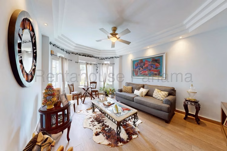 VENTA DE CASA DOS MARES GM