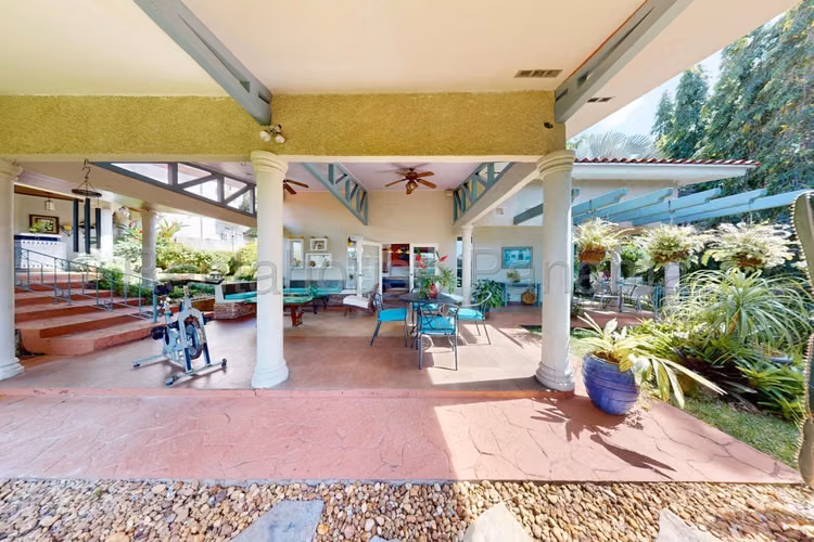 VENTA DE CASA DOS MARES GM