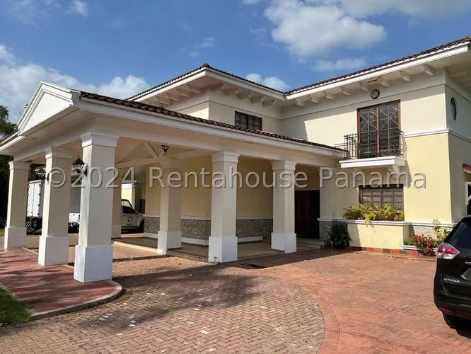 Venta de Casa en Clayton J916GRR