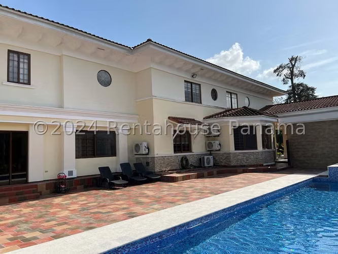 Venta de Casa en Clayton J916GRR