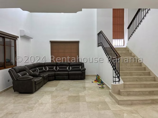 Venta de Casa en Clayton J916GRR