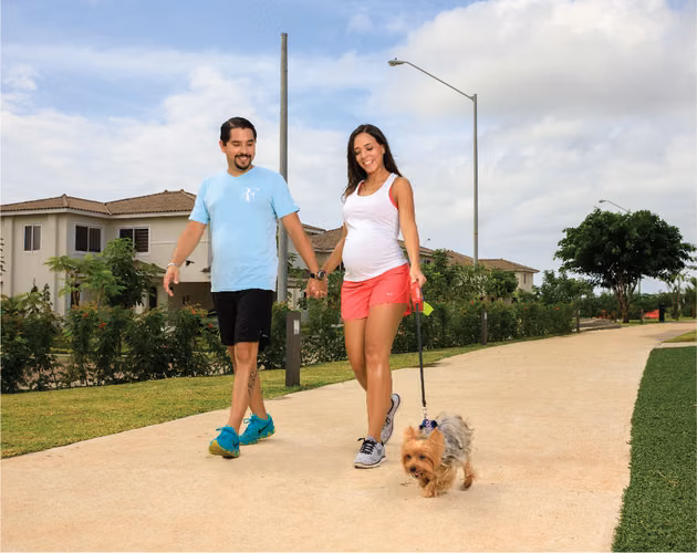 Villa Moderna de 2 Niveles en Comunidad Cerrada en Panamá Pacífico