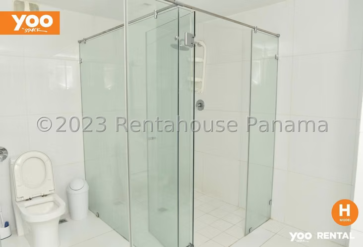 Alquilo Apartamento en Avenida Balboa LC26-92