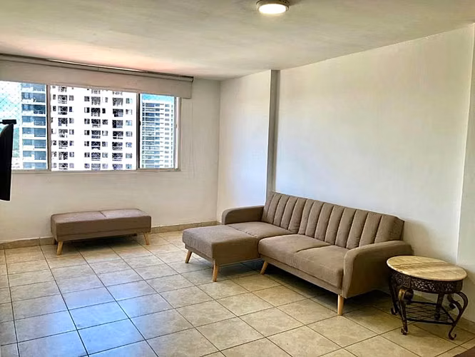 Alquiler de Apartamento en El Cangrejo, PH Atlantis, 130m2